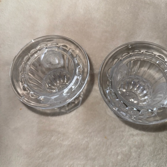 Crystal Footed Vase with Lion Head Accents set of 2 - Picture 6 of 6
